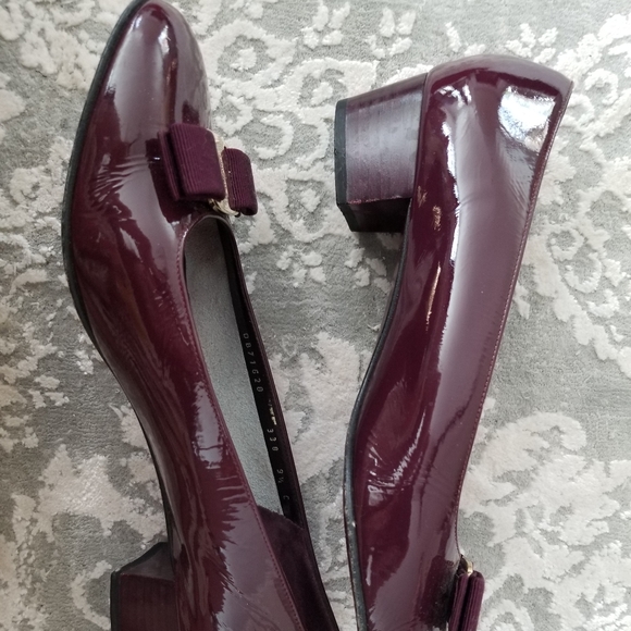 Salvatore Ferragamo Burgundy Heels - Picture 5 of 7